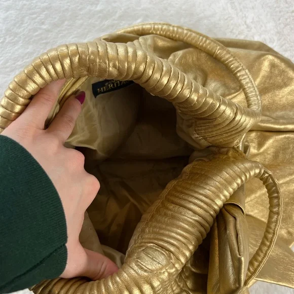 Urban Heritage gold ruched hobo dumpling shoulder purse - Picture 4 of 7